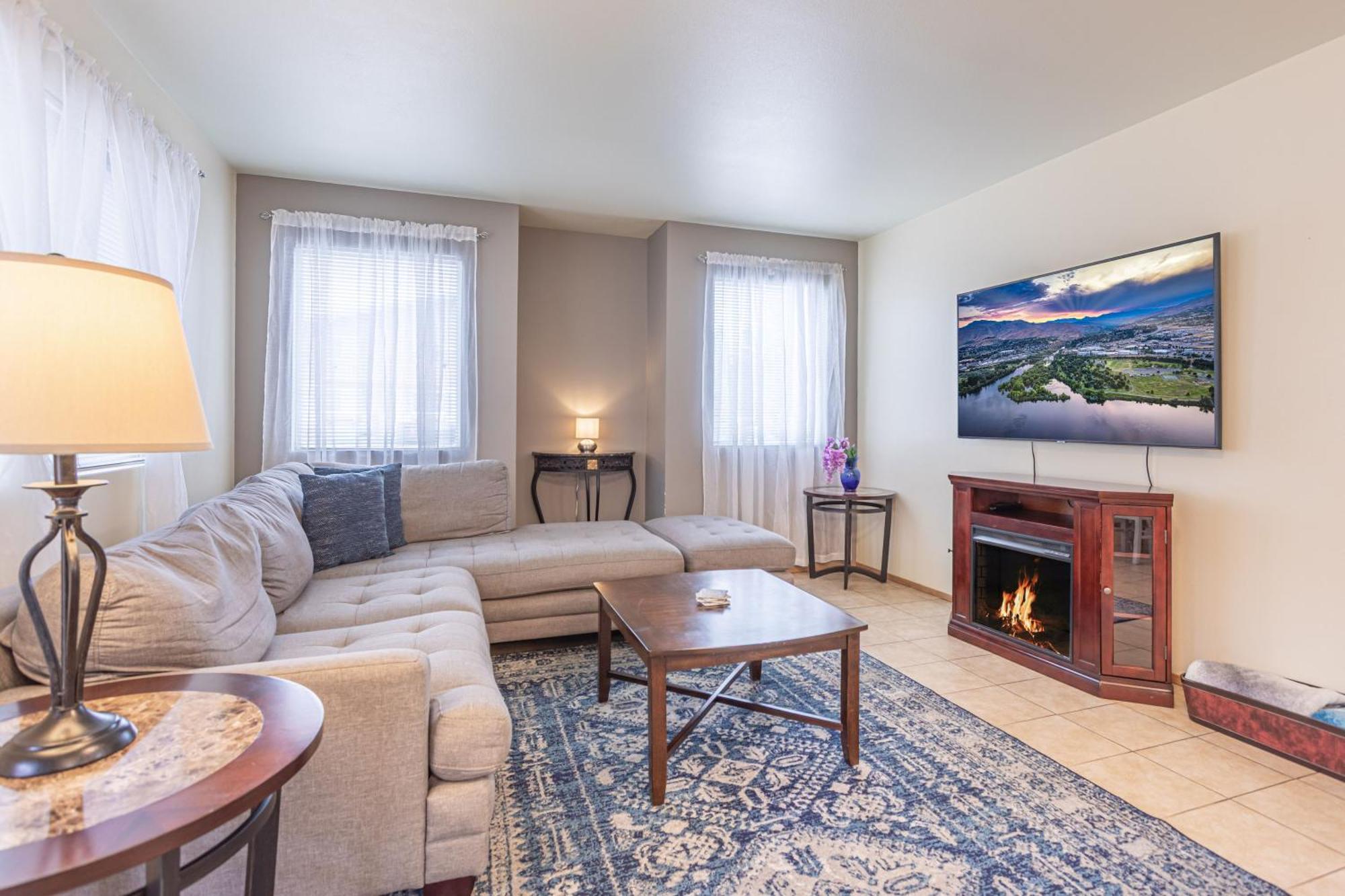 Ferienwohnung Walk To Downtown Leavenworth * Sleeps 6 + Pets * Ground Level Gem! Exterior foto